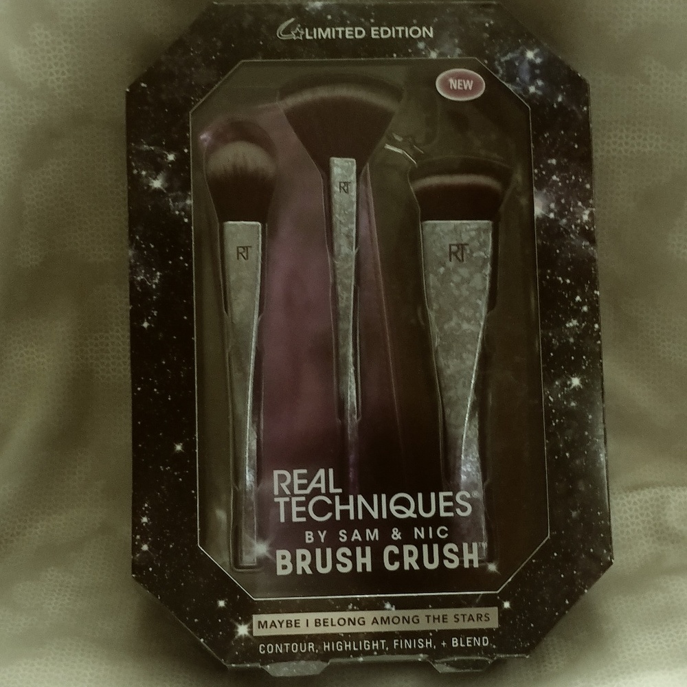 Real Techniques Brush Crush Set